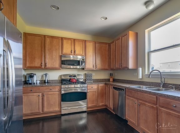 5th image of 10269 Central Park Blvd