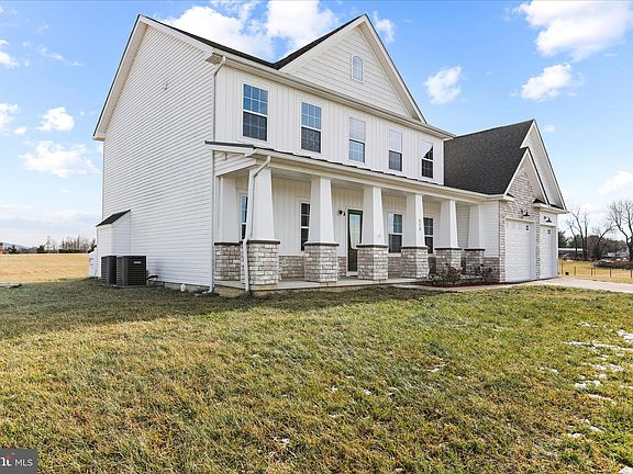 2nd image of 219 Summerfield Way