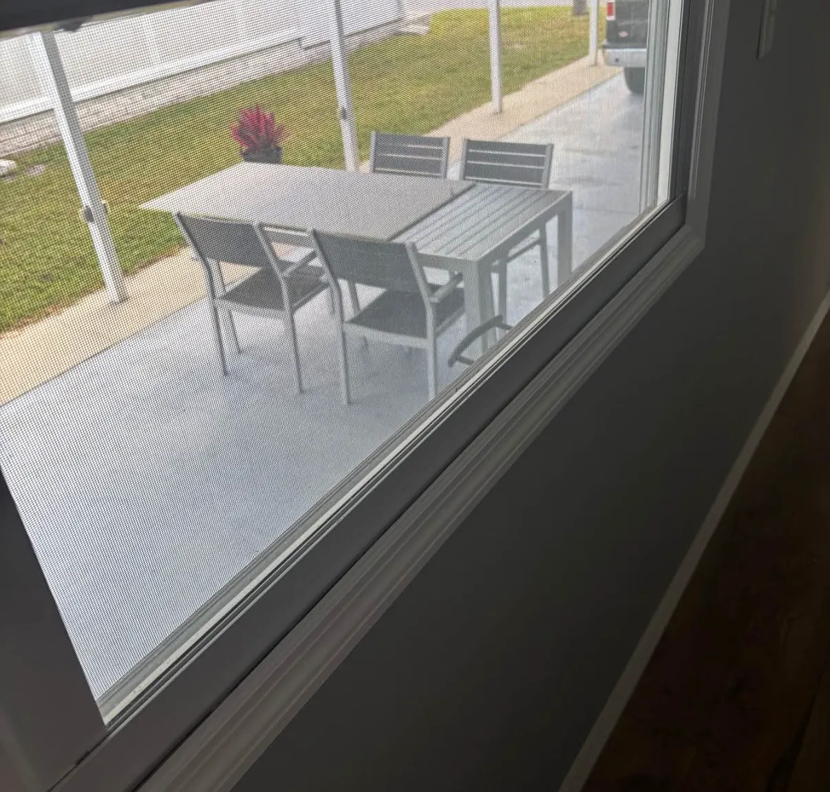 2 bed, 760 sqft, $1,700 — Photo 2