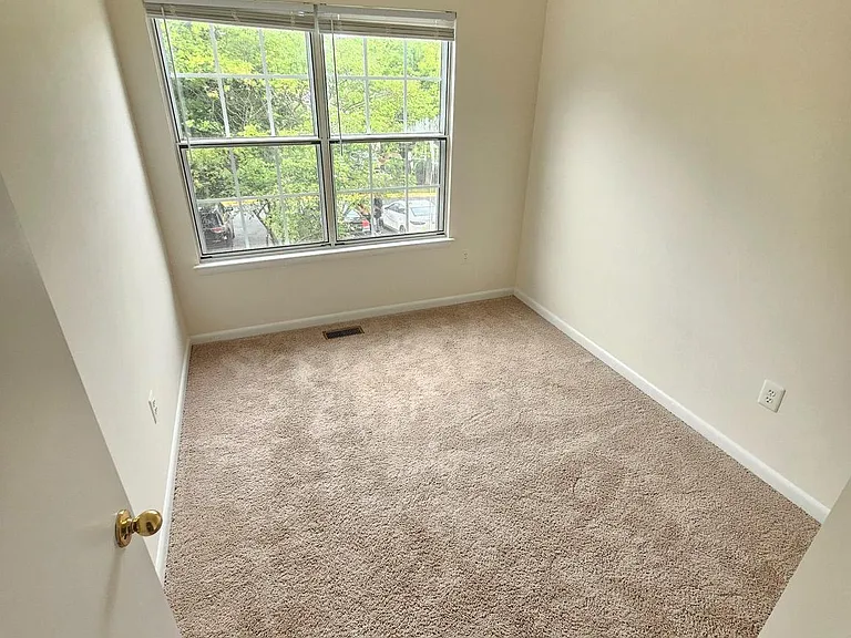 13906 Highstream Pl — Photo 12