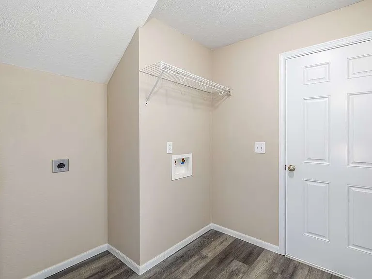 The Woods Townhomes — Photo 22