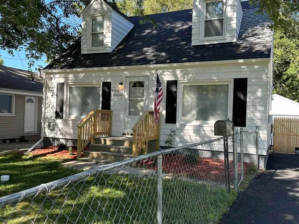 3731 N Illinois Ave, Peoria Heights, IL 61616