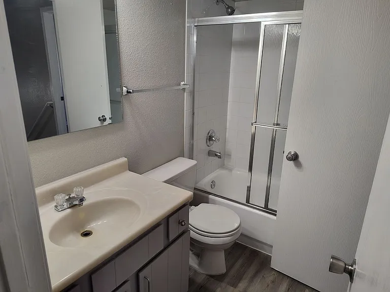 1865 Terry St #4 — Photo 11