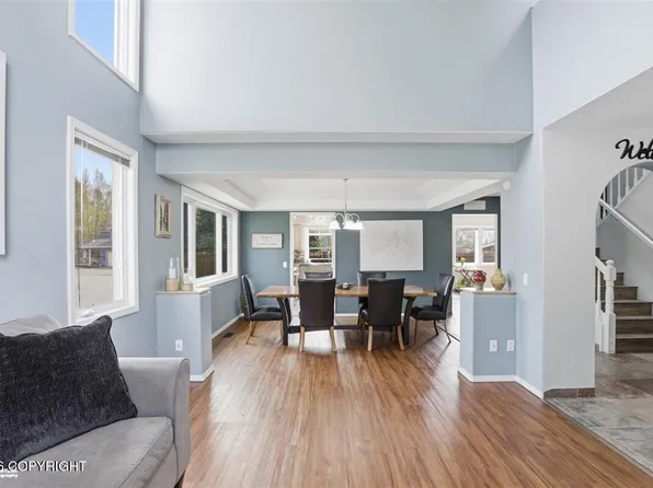 2548 Brook Hill Cir, Anchorage, AK 99516