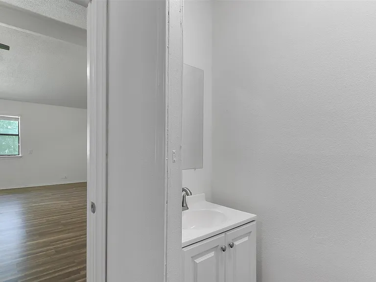 2509 Sumac Ln — Photo 9