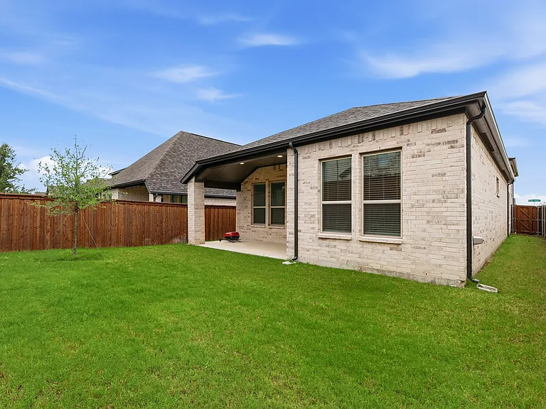3101 Bell Flower Dr — Photo 32