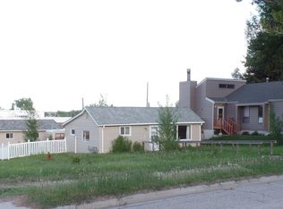 517 S Desmet Ave, Buffalo, WY 82834
