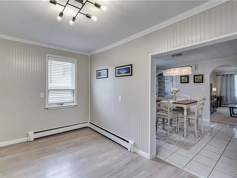 822 Lawrence St — Photo 22