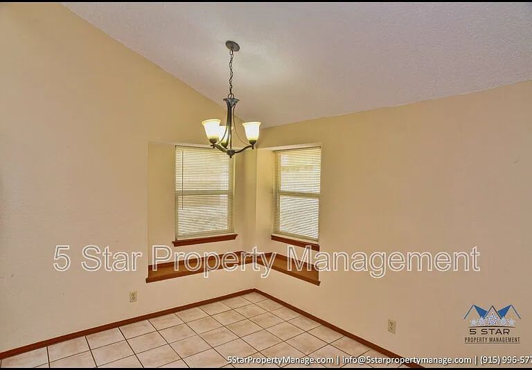 11645 Gordon Cooper Ln — Photo 12