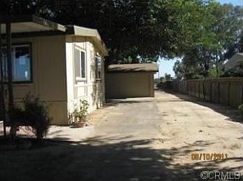 2nd image of 5889 Eucalyptus Ave