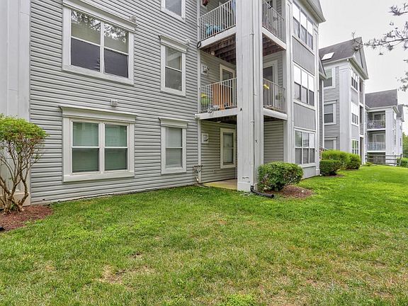 5th image of 2702 Snowbird Ter APT 4