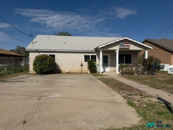 305 E Kaywood St, Portales, NM 88130