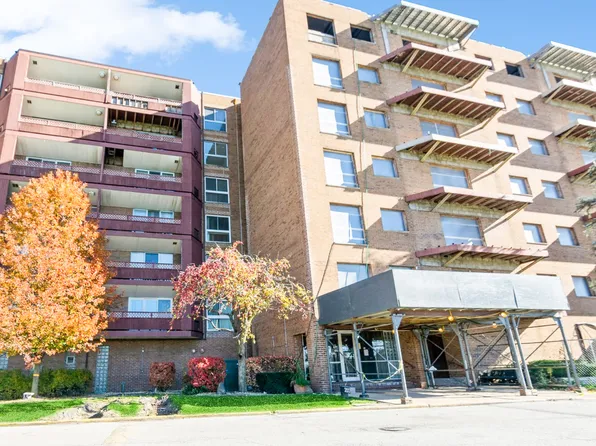 200 Park Ave APT 726, Calumet City, IL 60409