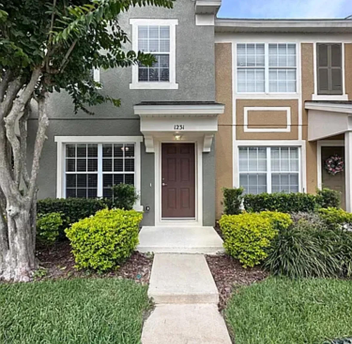 2 bed, 2.5 bath, 1138 sqft, $1,700 — Photo 2