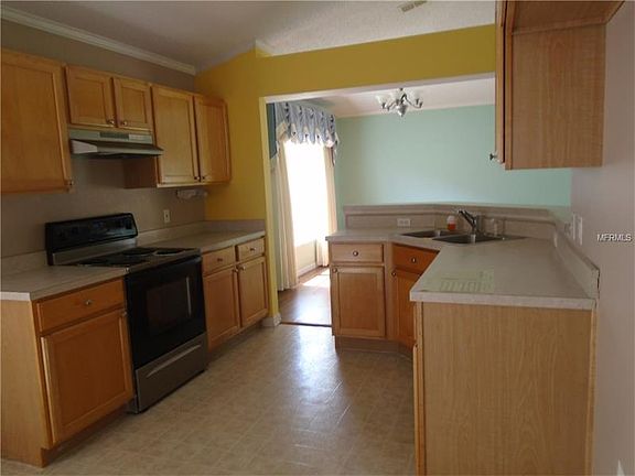 5th image of 241 Grand Royal Cir