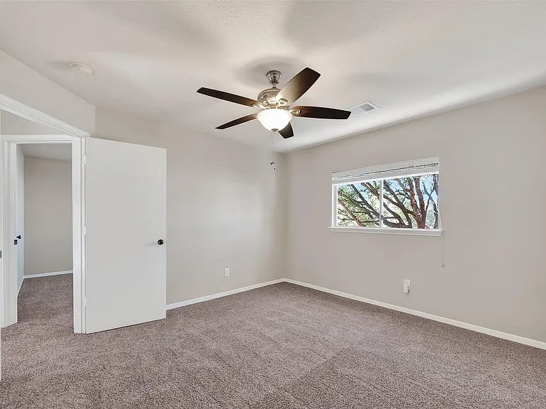 5118 Cherry Blossom Dr — Photo 29