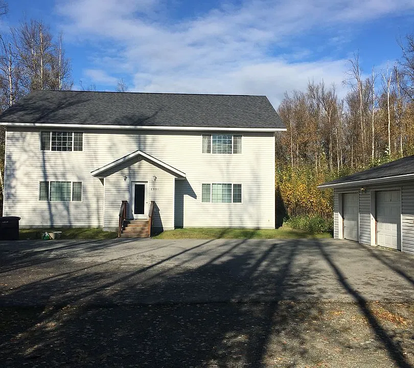 6301 W Commadore Lane Settlers Bay #1
