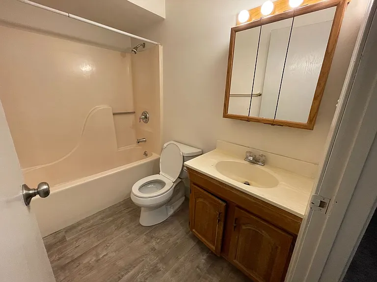 507 Columbia Dr #I — Photo 15