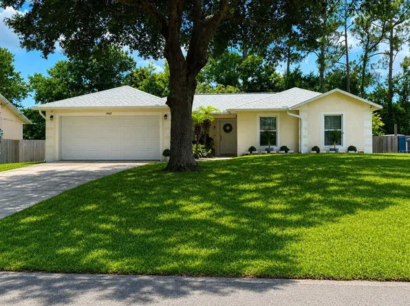 1462 Admiral Nimitz Ave, Daytona Beach, FL 32124