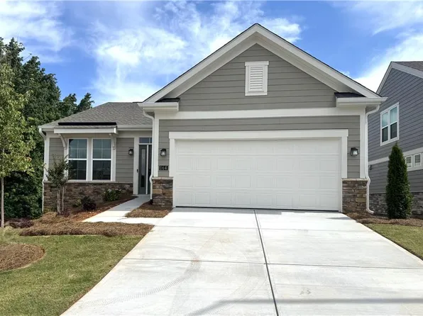 164 Laurel Farms Ln, Dallas, GA 30157