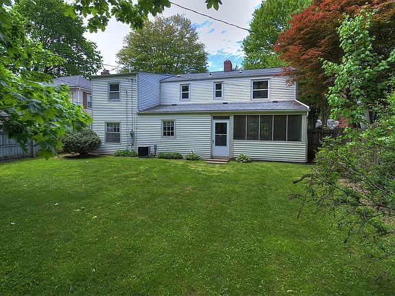 5th image of 153 White Pond Dr