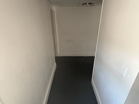 5th image of 500 Sunbury St #A