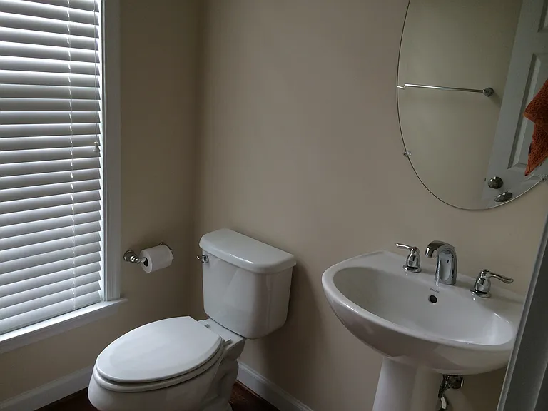 6257 Casdin Dr — Photo 10