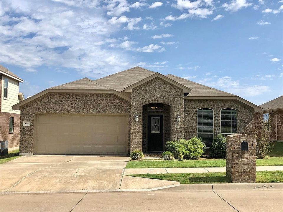 1st image of 9212 Hunters Ct