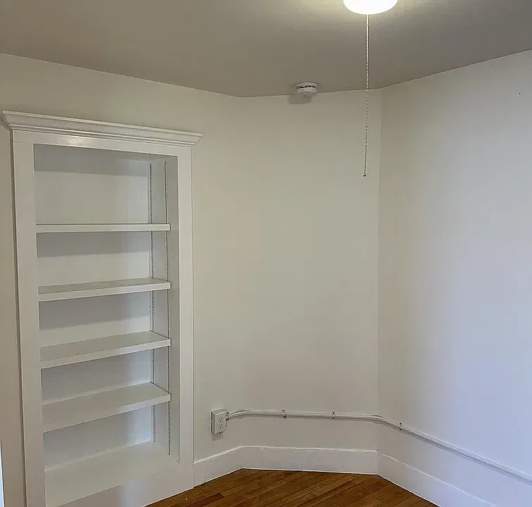 525 Washington Ave #2