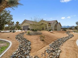 7440 Verbena Rd, Oak Hills, CA 92344