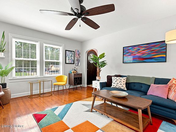4th image of 3909 Glen Oak Dr