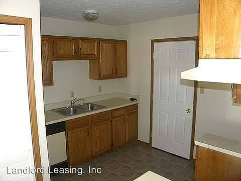 4th image of 1546 E 29th St
