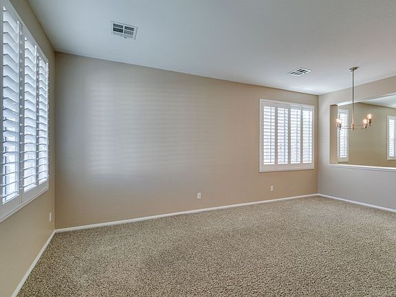 5th image of 9701 Pioneer Ave