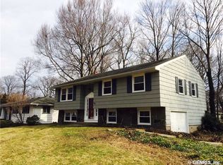 85 Wembly Rd, Rochester, NY 14616