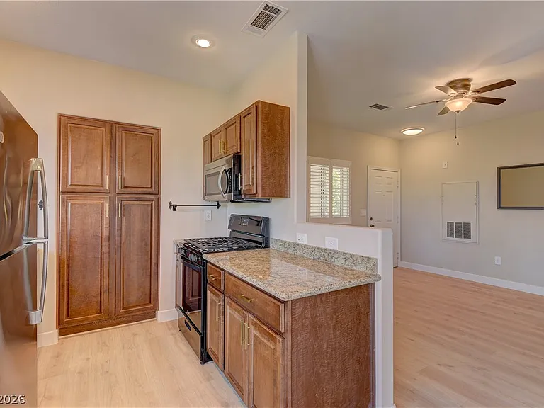 1310 Red Gable Ln #203 — Photo 8