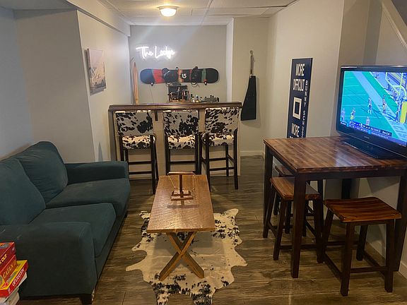 3rd image of 76 Crossings Ln