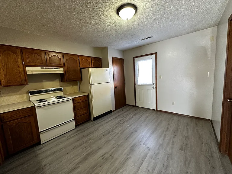 Clifton Height Apartments — Photo 46