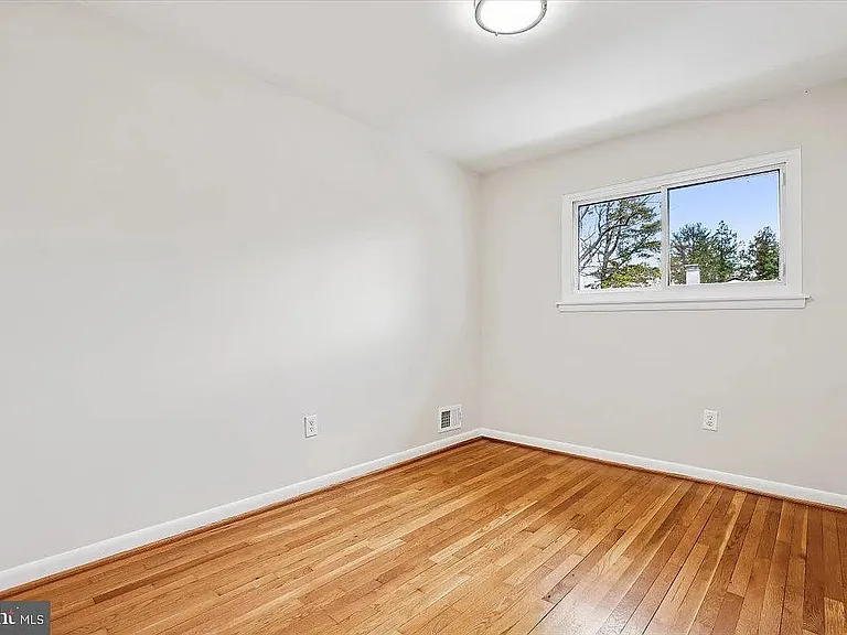 11505 Monticello Ave — Photo 12