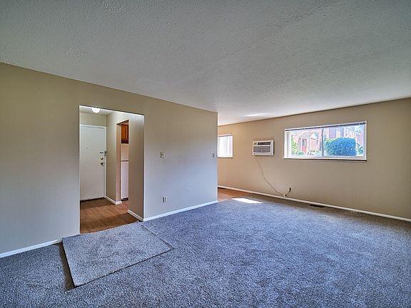 4th image of 681 Babbitt Rd APT A1
