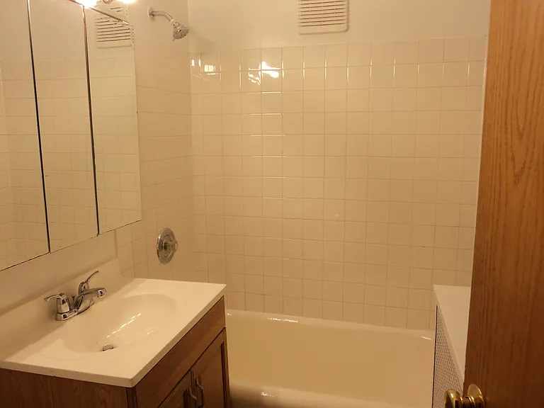 Dearborn North — Photo 27