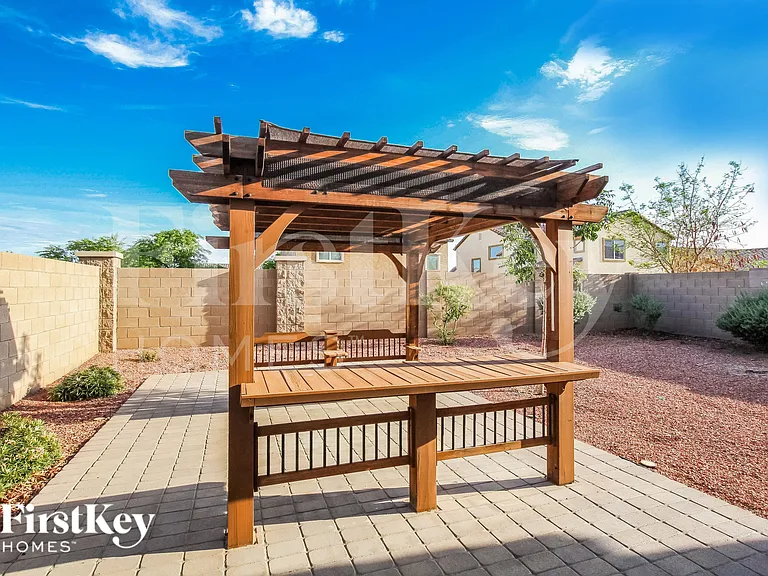 23587 W Harrison Dr — Photo 17