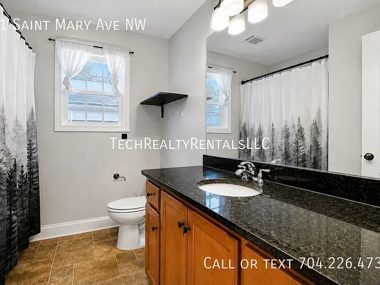 41 Saint Mary Ave NW — Photo 15