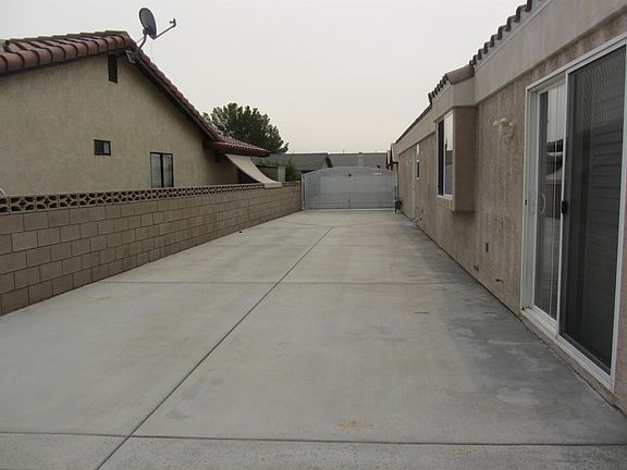 4th image of 12926 Briarcliff Dr