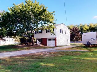 919 Monmouth Rd, Cream Ridge, NJ 08514