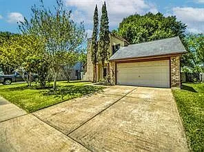 1706 Lacewing Ln