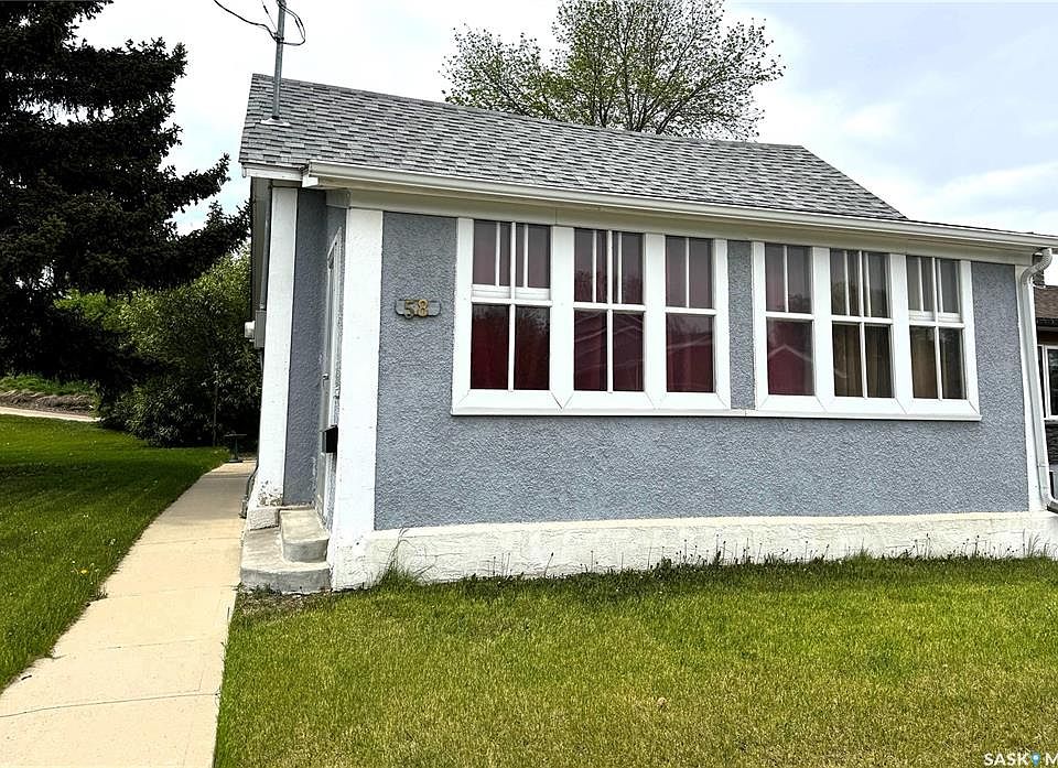 1st image of 58 10th AVENUE NE