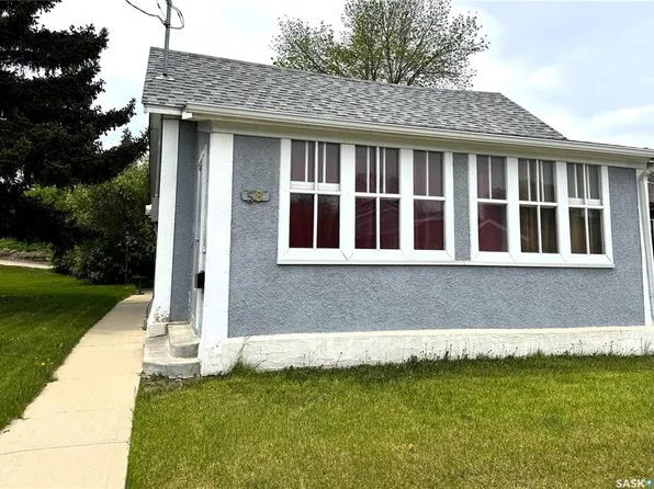 58 10th AVENUE NE, Swift Current, SK S9H 2T2