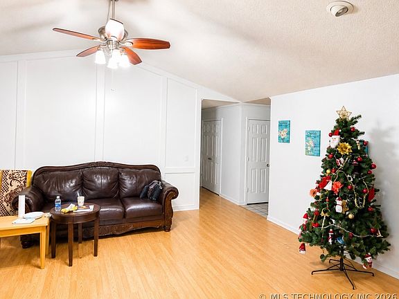 4th image of 7707 E 89th Pl