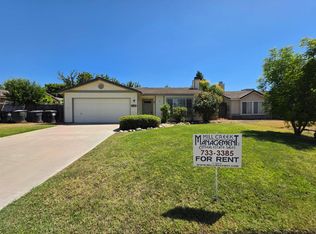 2211 W Sweet Ct, Visalia, CA 93291