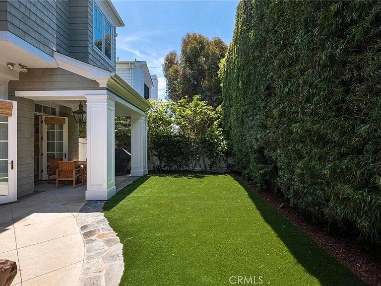 2705 Palm Ave — Photo 24